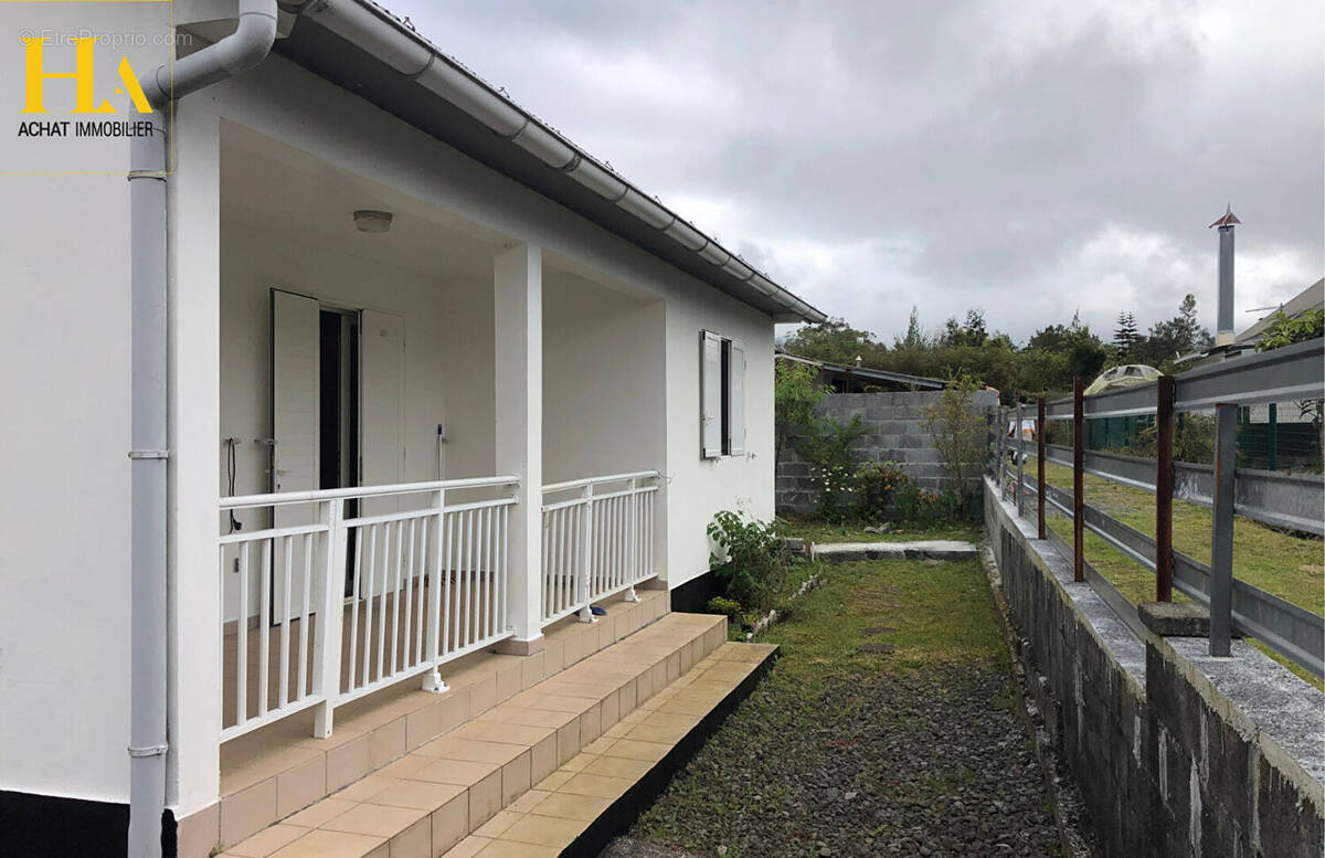 Maison à LA PLAINE-DES-PALMISTES