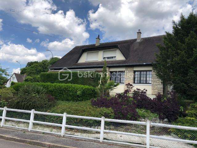 Maison 171m² 6 pièces à Petit-Couronne - photo 4