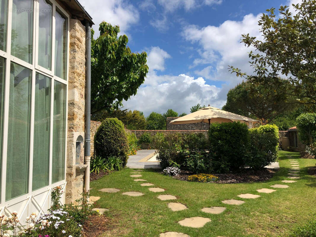 Maison à TALMONT-SAINT-HILAIRE