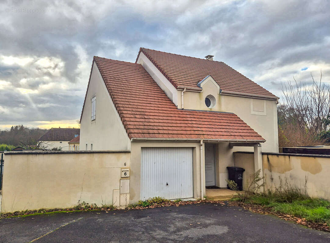 Maison à BOISSISE-LA-BERTRAND