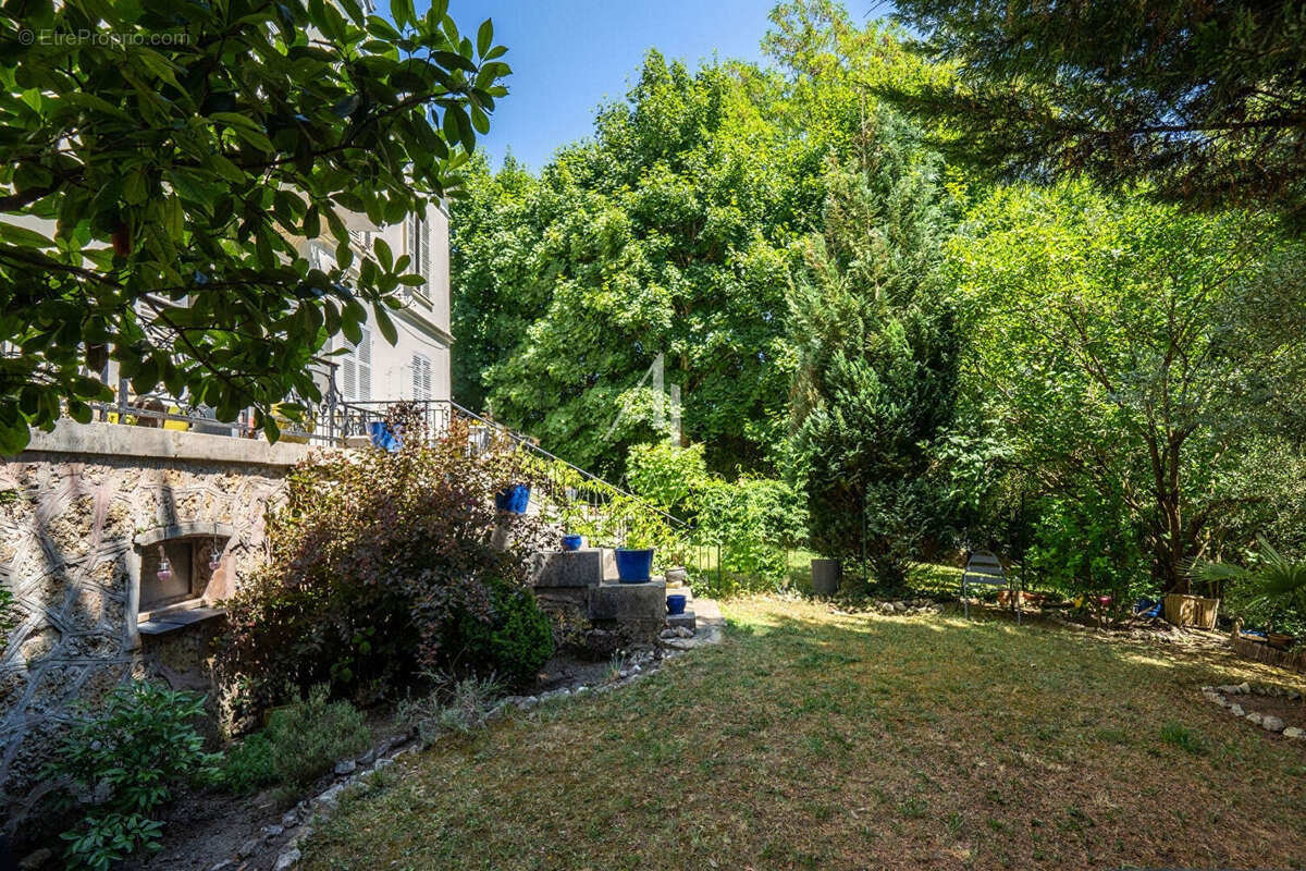 Appartement à DAMPMART