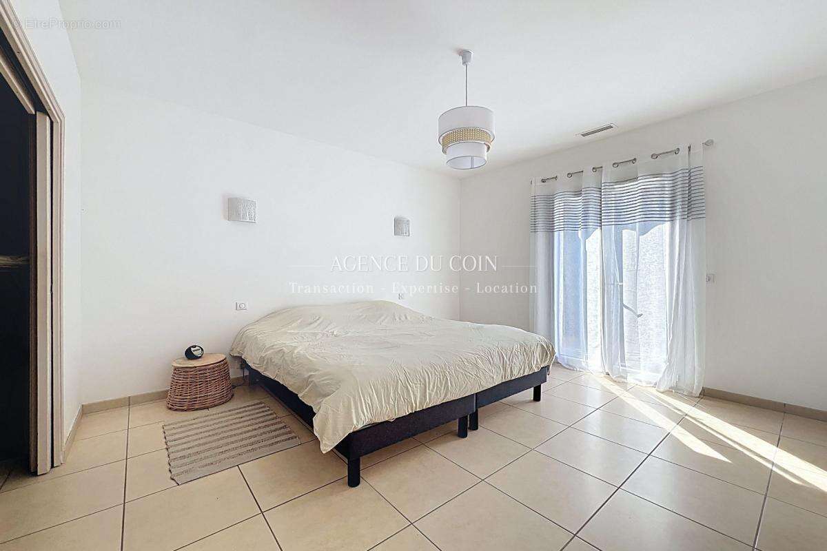 Maison à MOISSAC-BELLEVUE