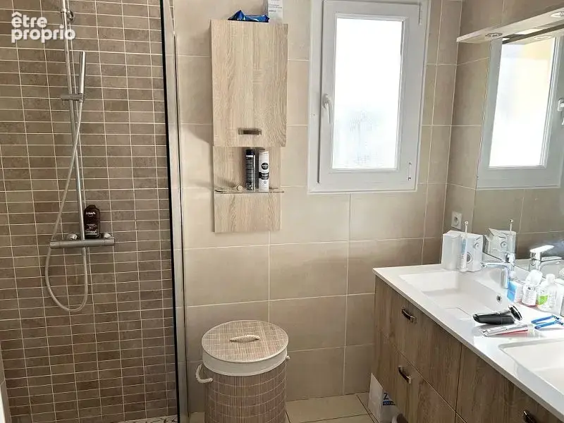 Maison 4 pièces 82 m² à vendre à Montrond-Les-Bains (42210) - photo 5
