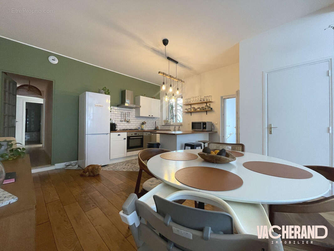 Appartement 68 m² à Lille  - photo 4