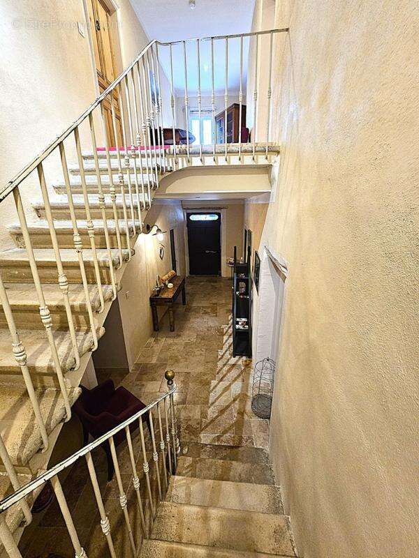 Maison à ROCHEFORT-EN-VALDAINE