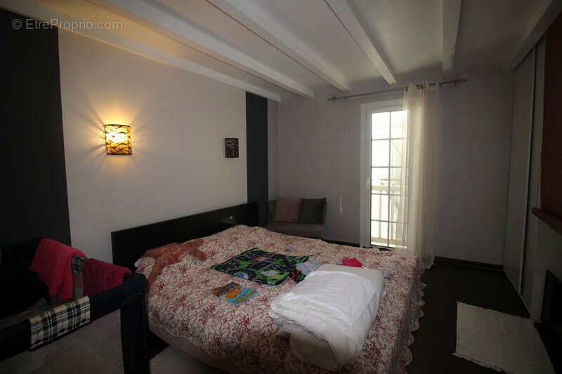Maison à UCHACQ-ET-PARENTIS