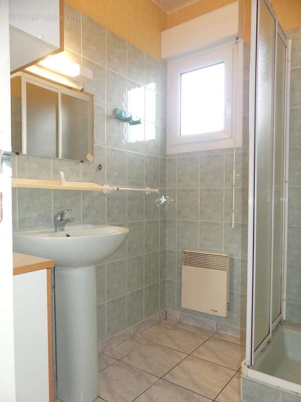 Maison à BAINS-SUR-OUST