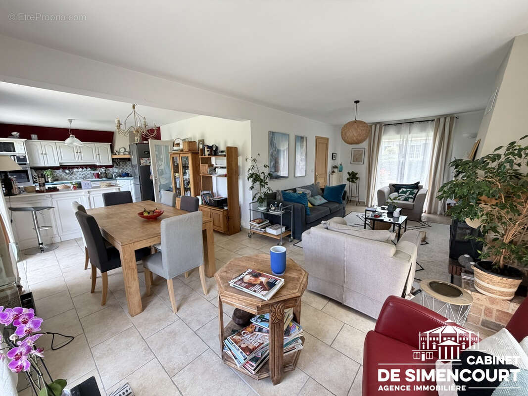Maison à DURY