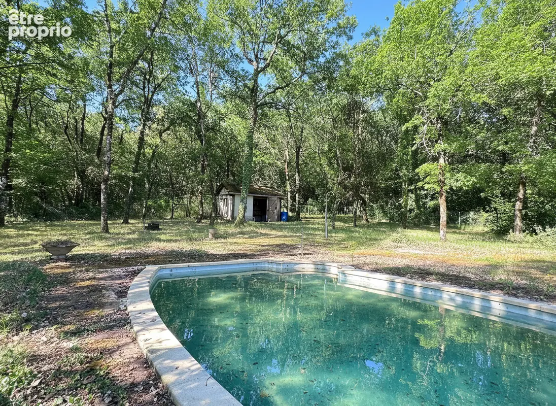 Maison de plain pied 5 pièces - piscine  et jardin  à La Couronne - photo 2