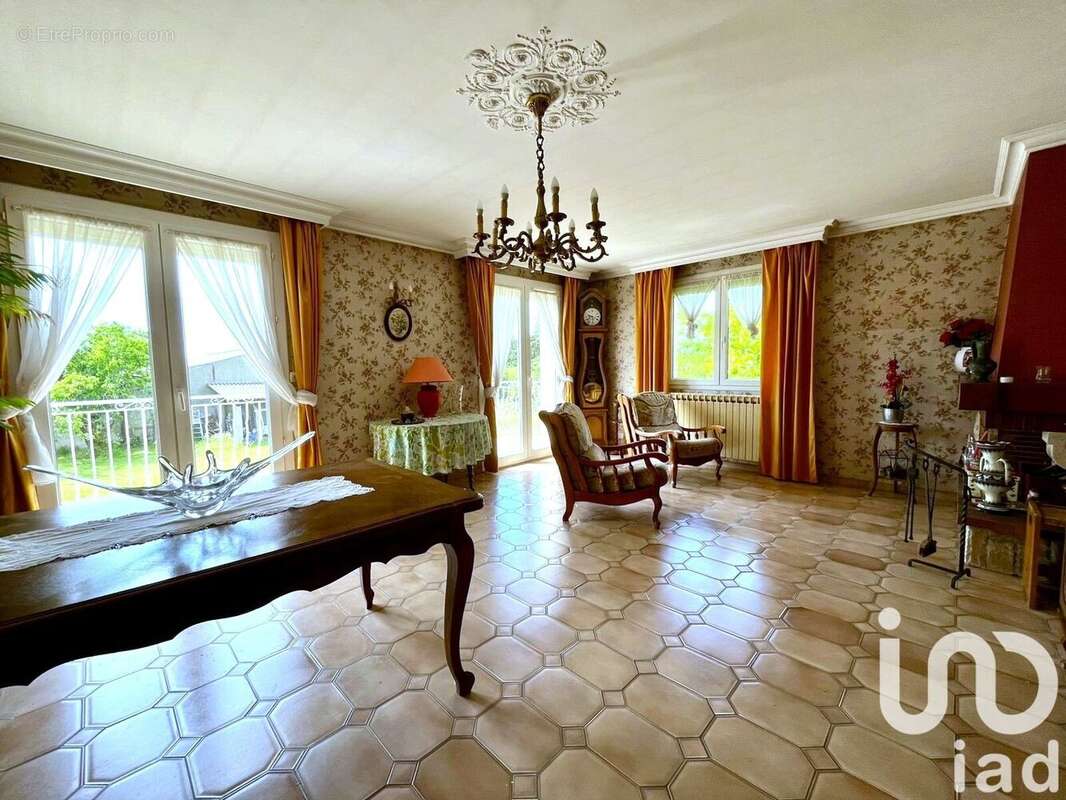 Photo 9 - Maison à MERCUROL