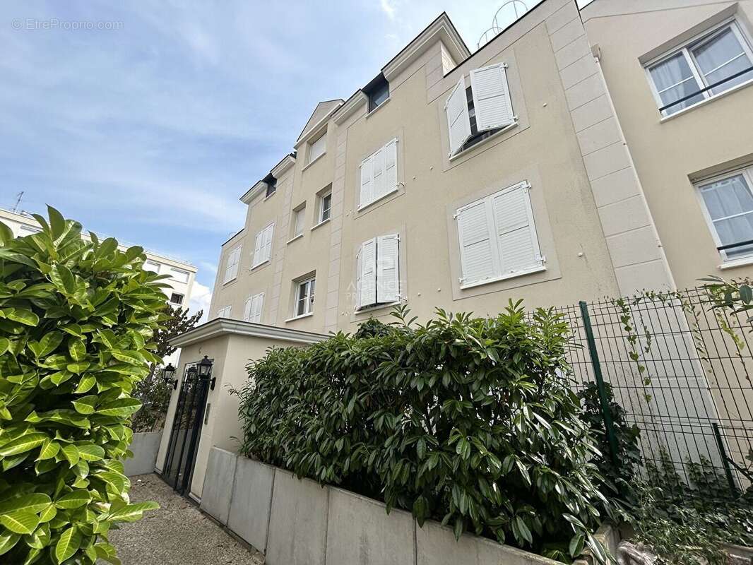 Appartement Poissy 4 pièce(s) 87 m2 - photo 3