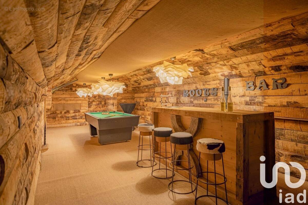 Photo 1 - Parking à STRASBOURG