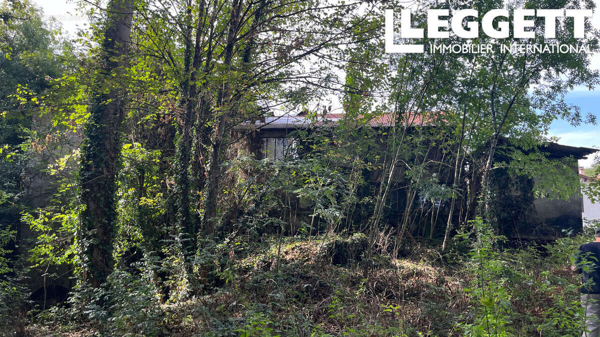 Appartement à LESSAC