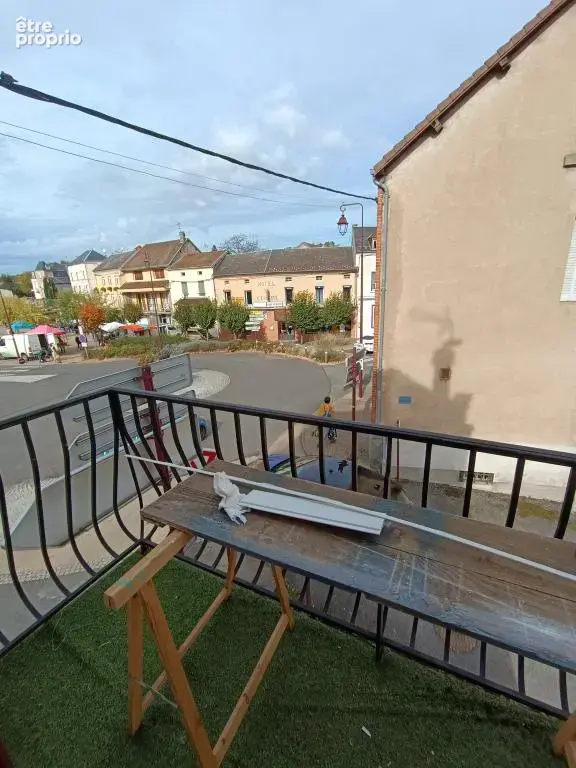 Immeuble en centre-ville à usage de commerce et d'habitation (loués) - photo 12