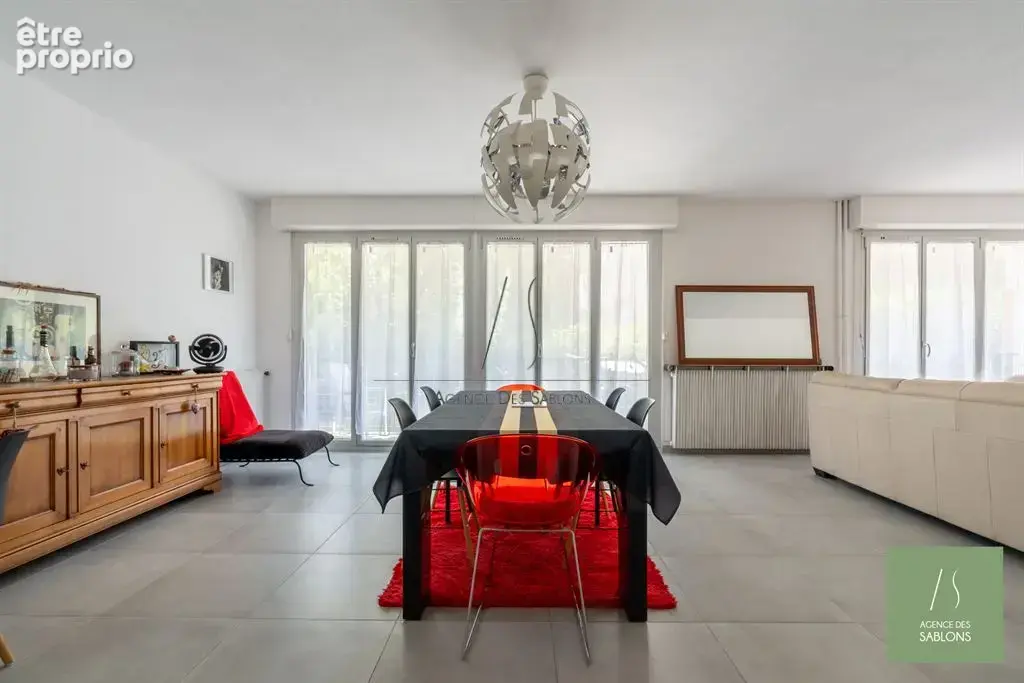Appartement 4 pièces 89 m² à vendre à Chatou (78400) - photo 2