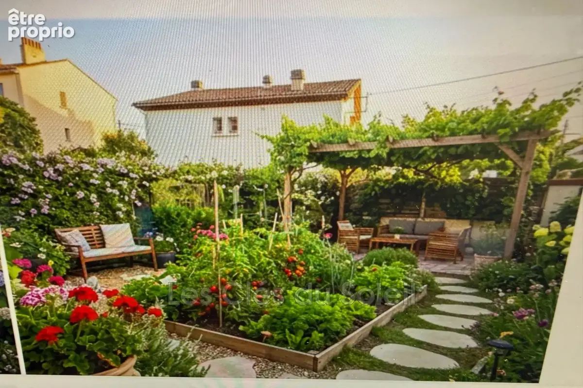 Maison 6 pièces 146 m² à vendre à Toulon (83200) - photo 2