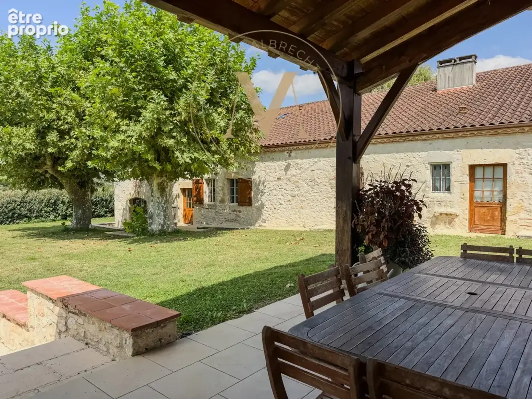Deux maisons en une • 10 chambres • 2 piscines • jusqu’à 10 ha saint georges (47) - photo 21