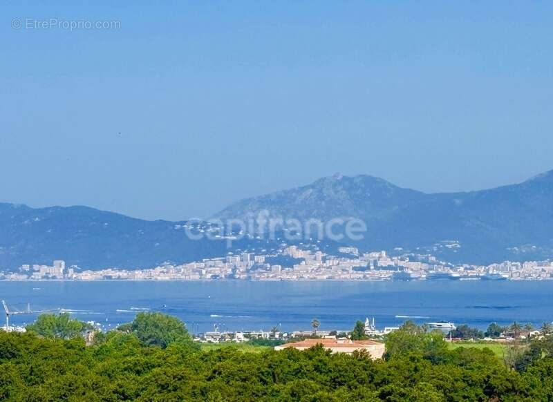 Maison à GROSSETO-PRUGNA