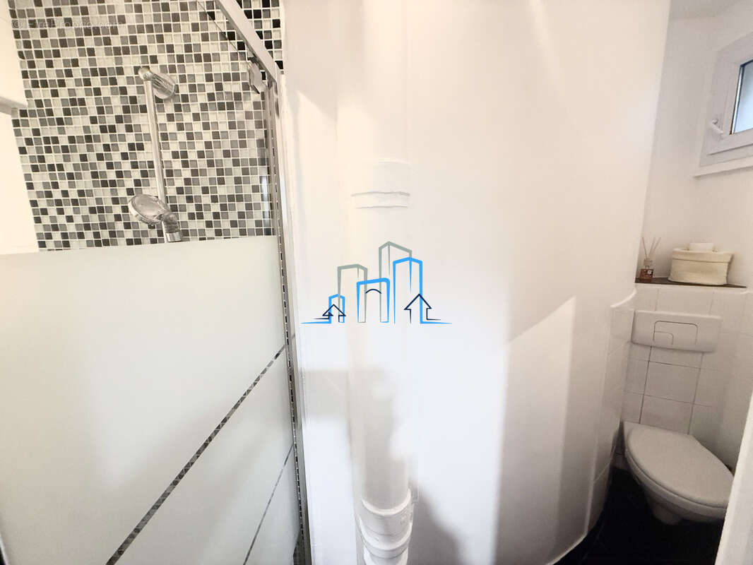 Appartement à PARIS-19E