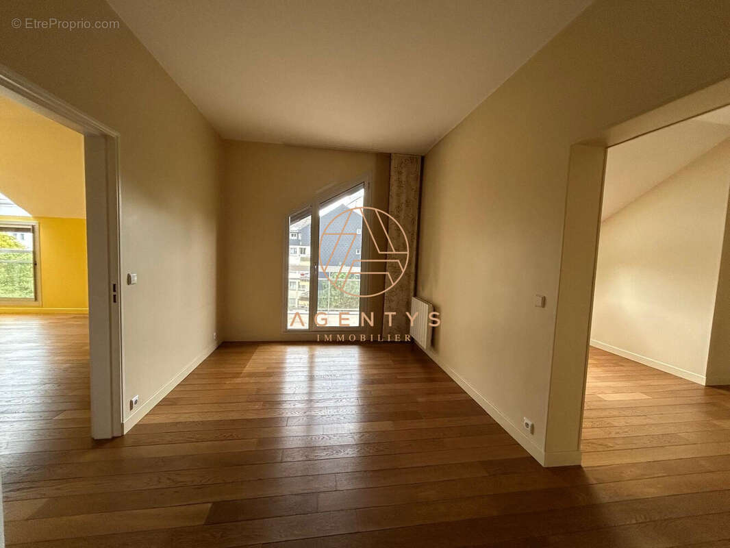 Appartement 130 m² à Nogent-Sur-Marne  - photo 5
