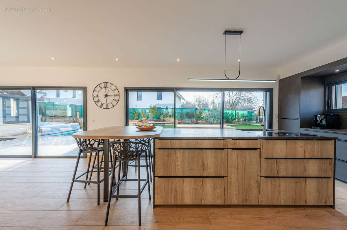 Maison à BRENTHONNE