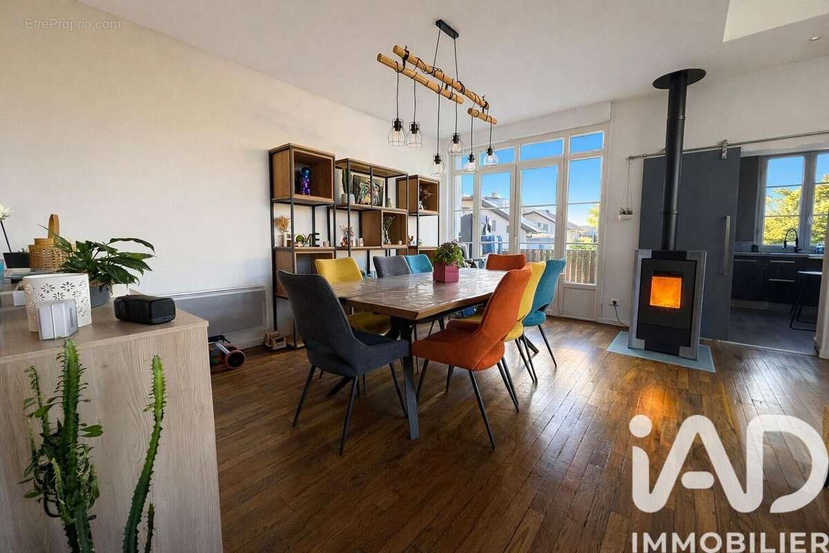 Photo 2 - Maison à CHATEAUROUX