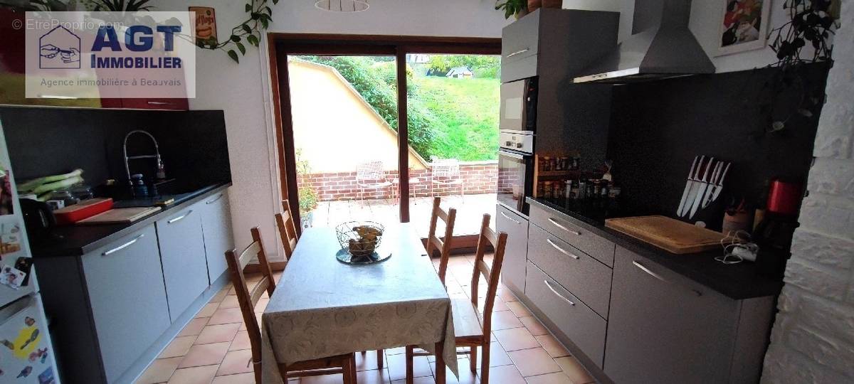 Maison à BEAUVAIS