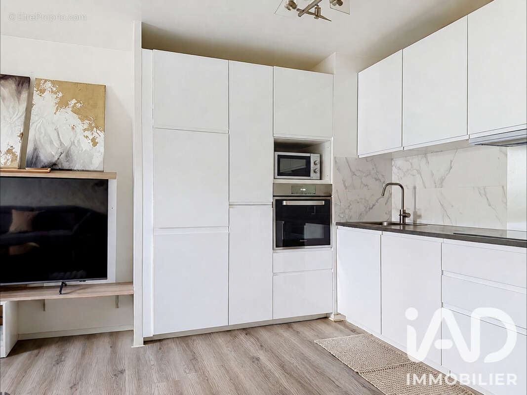 Appartement 58 m² à Colombes  - photo 4