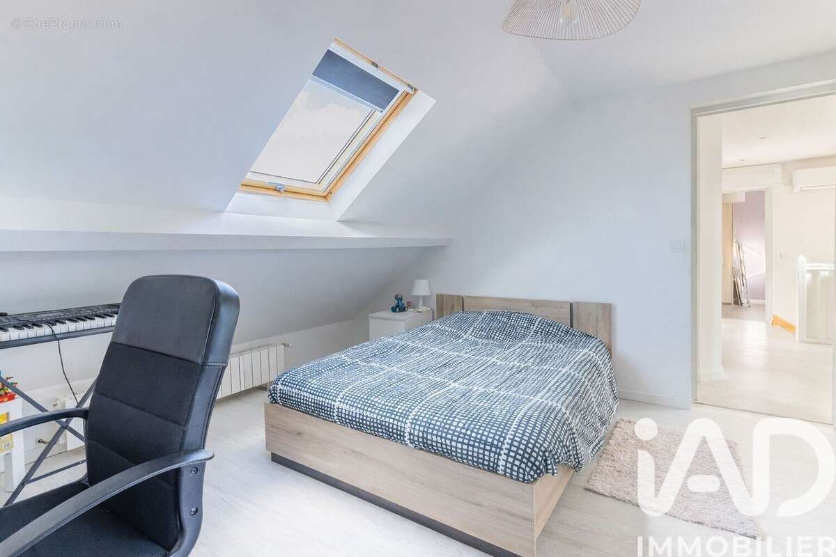 Photo 8 - Maison à MORANGIS