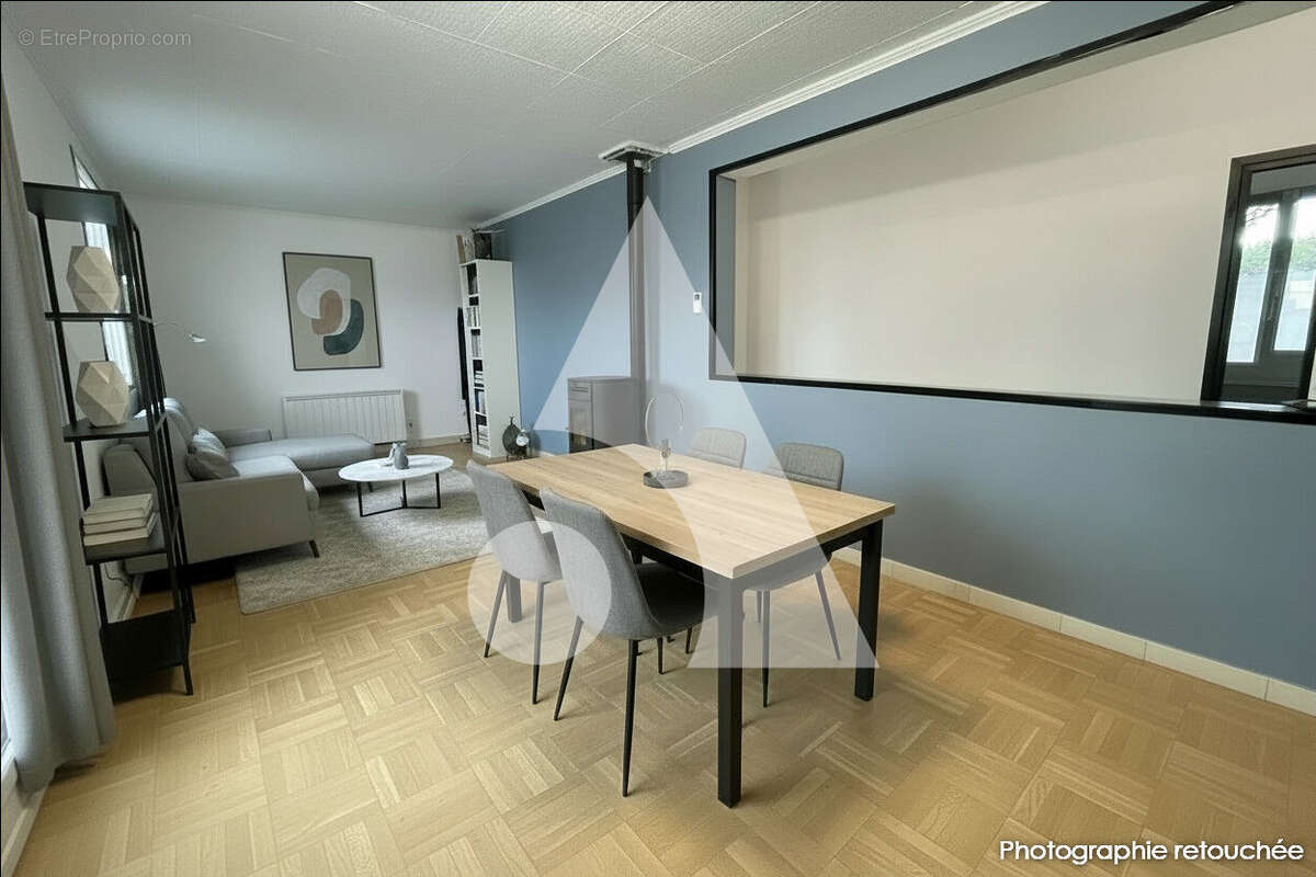 Maison à INJOUX-GENISSIAT