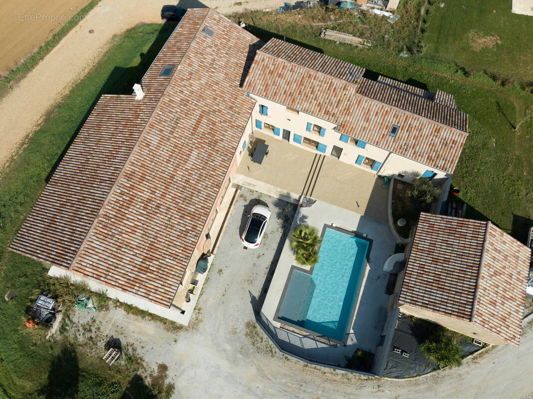 Maison à SAINT-BARDOUX