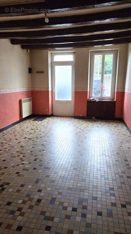 Maison à SAINT-LAURENT-DES-AUTELS