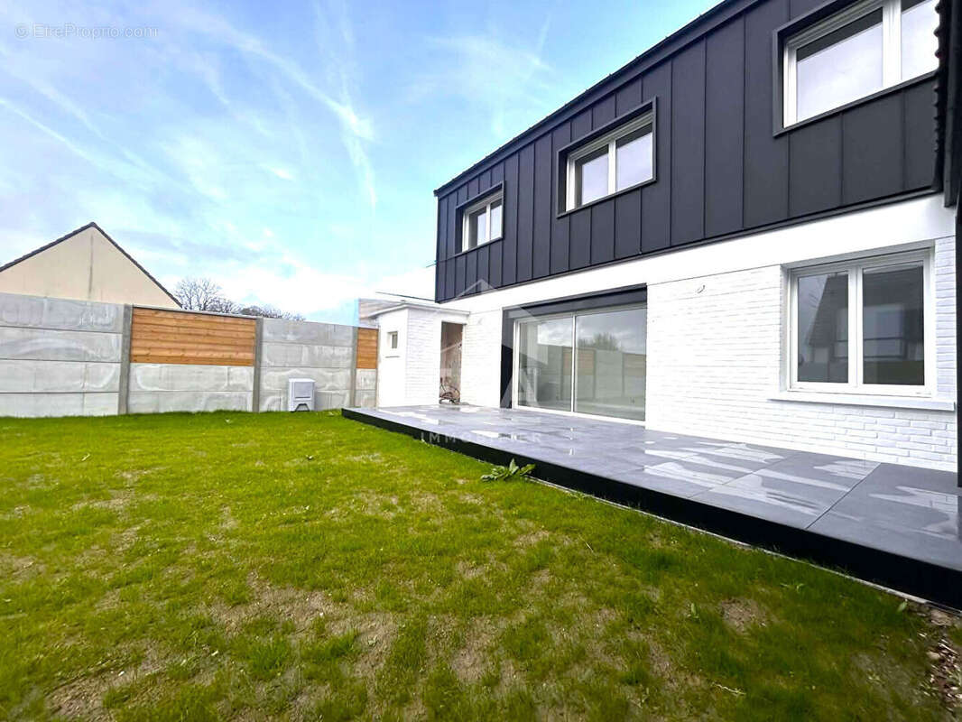 Maison à MUNCQ-NIEURLET