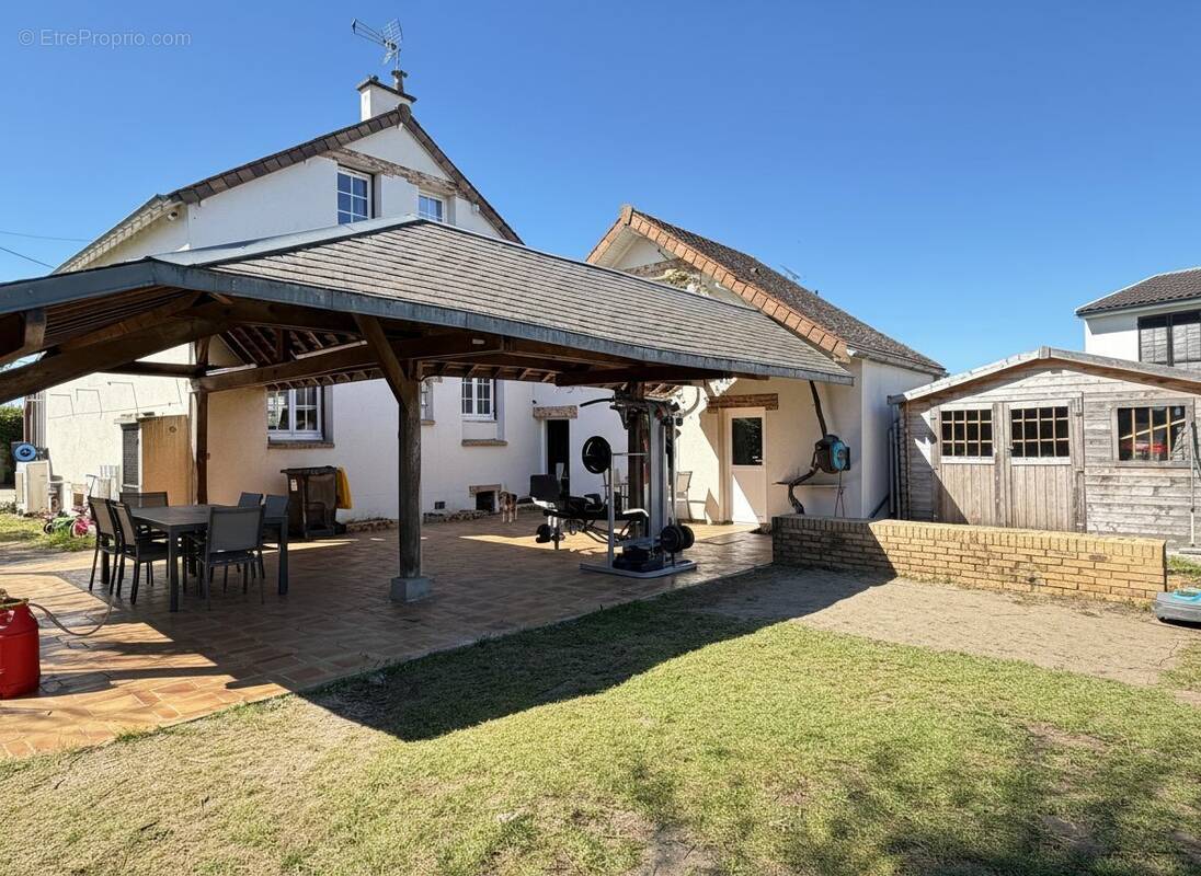 Maison à MERY-SUR-OISE