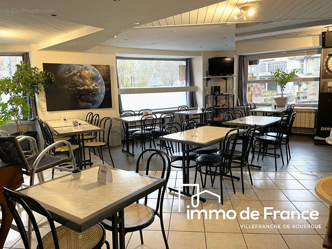 Commerce à VILLEFRANCHE-DE-ROUERGUE