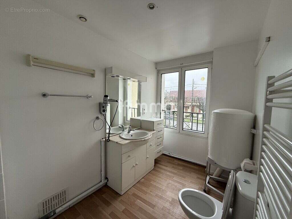 Appartement à TREMBLAY-EN-FRANCE