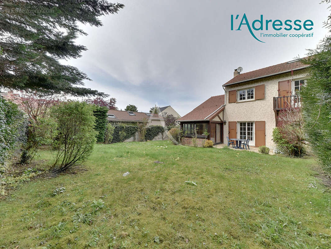 Maison à VILLIERS-SUR-MARNE