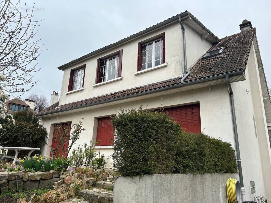 Maison à LOUVECIENNES