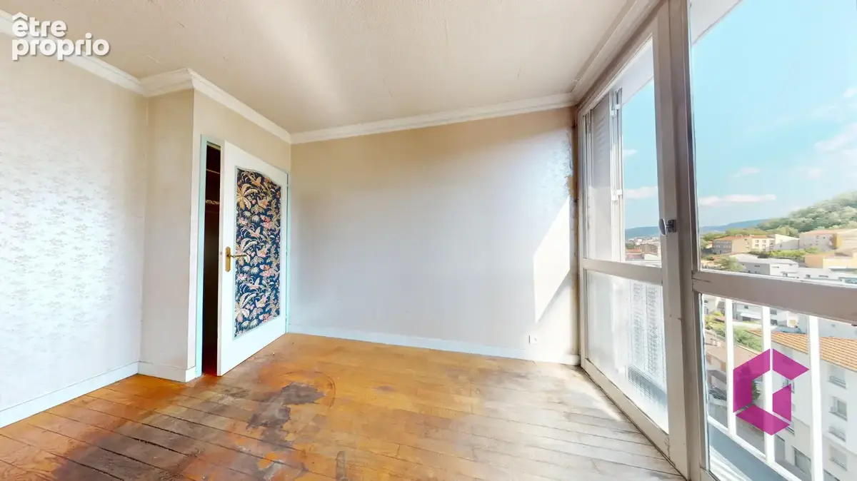 A vENDRE proximité place jacquard appartement de type T4 avec travaux - photo 4