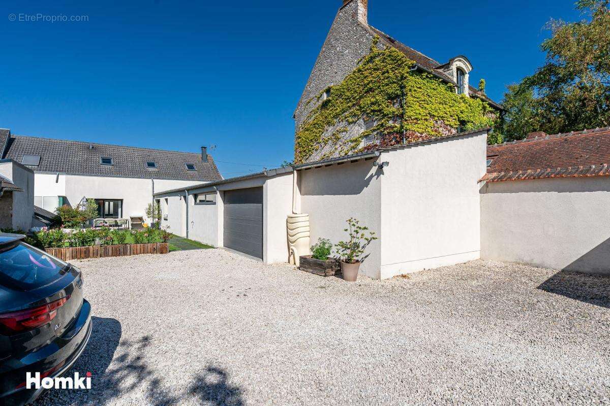 Maison/Villa T5 de 165 m2 à La Chapelle-Saint-Mesmin 45380 - photo 21