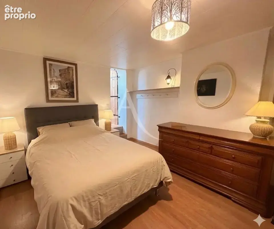 Maison à VINON-SUR-VERDON