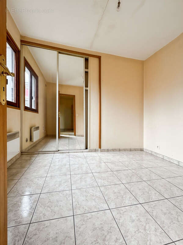 Appartement à FONTENAY-SOUS-BOIS