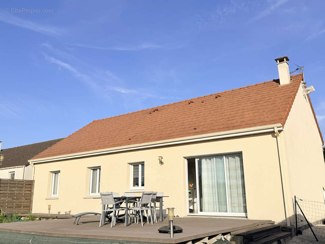 Maison à SAINT-QUENTIN