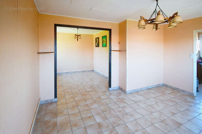 Maison individuelle au calme – 3 chambres – garage – terrain 6 ares - photo 8