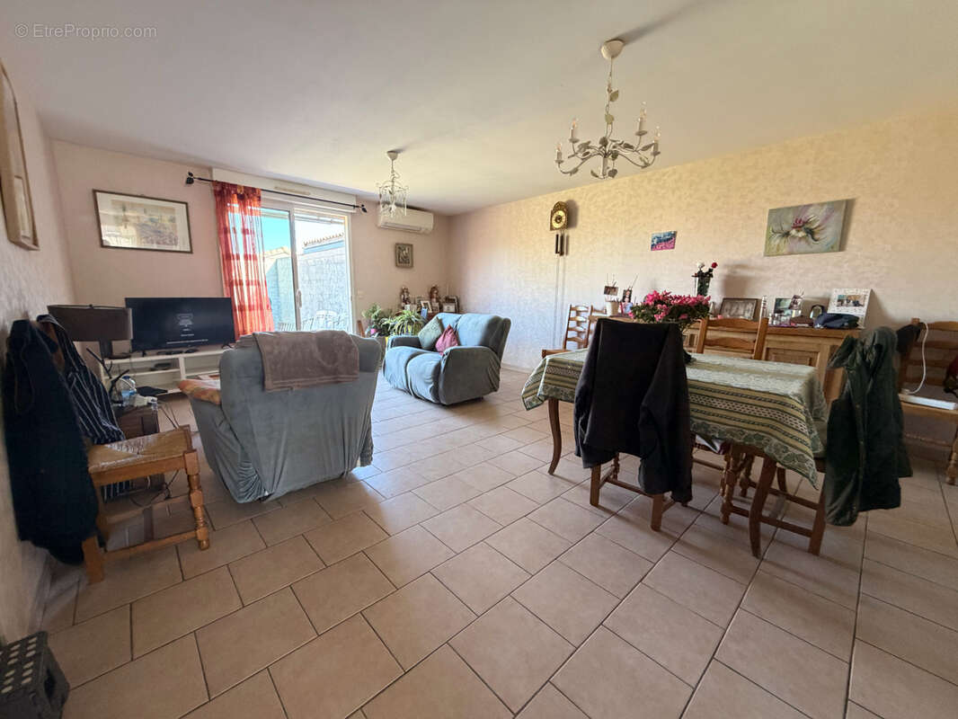 Maison à LA TOUR-DU-CRIEU