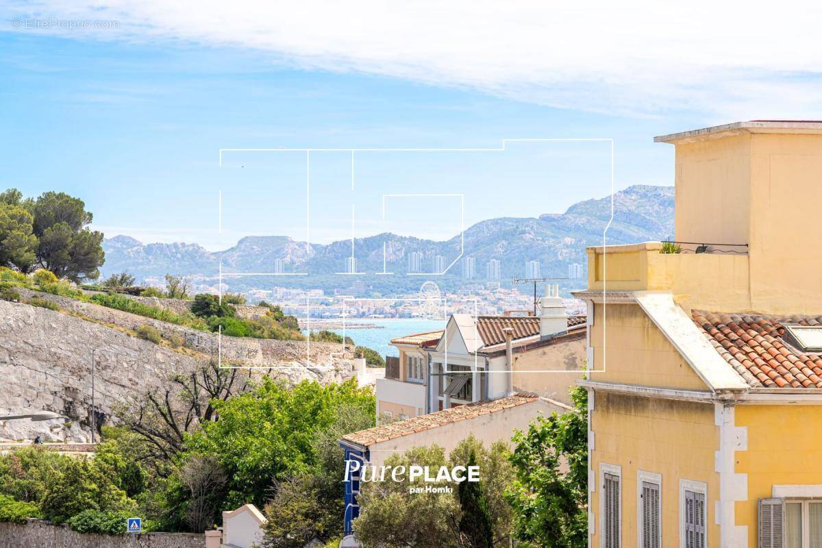 Appartement à MARSEILLE-7E