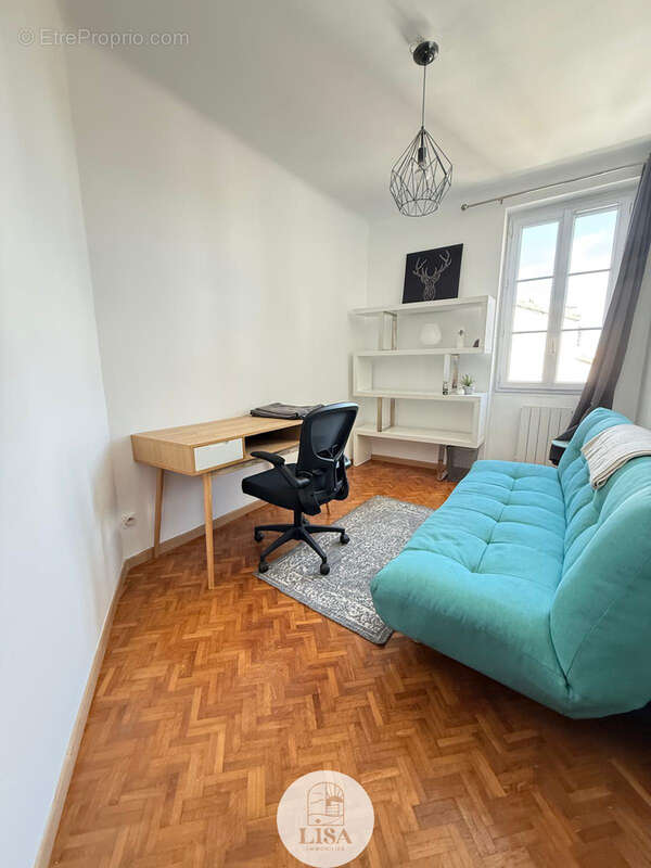Appartement à MARSEILLE-6E