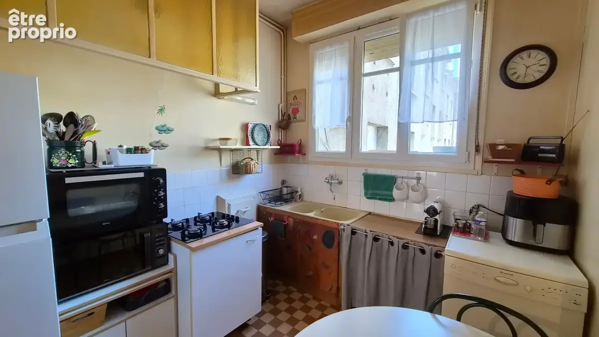 Appartement - 69.5 m² - TOURS - photo 2