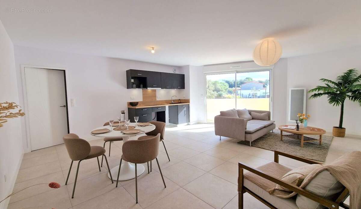 Appartement à CANET-EN-ROUSSILLON