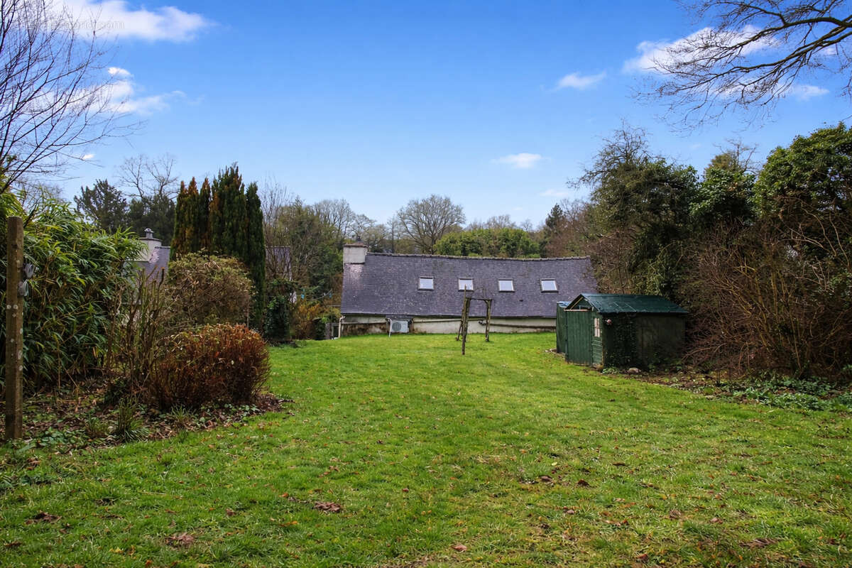 Maison à SAINTE-TREPHINE
